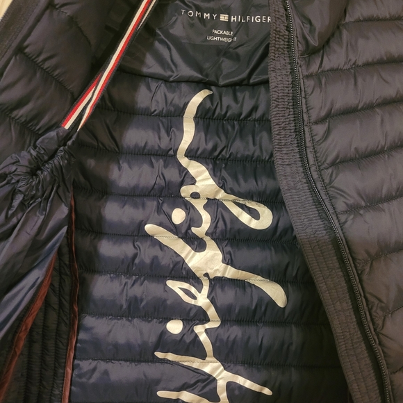 Tommy Hilfiger Vest - Picture 4 of 6